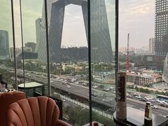 -福楼毕斯罗F Bistronome(国贸商城约会地标景观店)