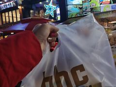 -BHC炸鸡(明洞总店)