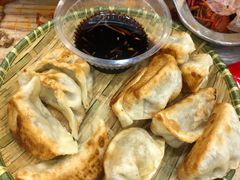 -江城燕子大排档(江汉路步行街店)