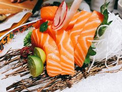 -萤初高端日料王(曲江银泰店)