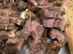 -谢大牛馆·中式卤牛排(老店)