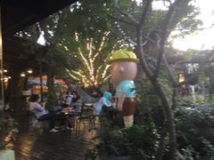 -莓园冰淇淋店