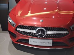 -奔驰上海利星(七宝店)