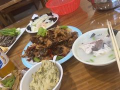 -美顺香食府鱼头老店(雪野湖店)