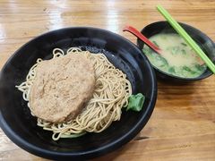 -志权牛肉面(灵山路店)
