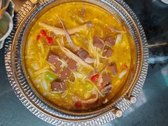 -古都历食南京菜·烤鸭·鸭血粉丝·汤包(南京博物院店)