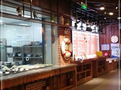 -宝燕海货工场(长江国际店)