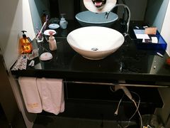 -桔子酒店(合肥淮河路步行街大东门地铁站店)