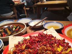 -泥糊破店小酒馆·团建聚餐(南京西路店)