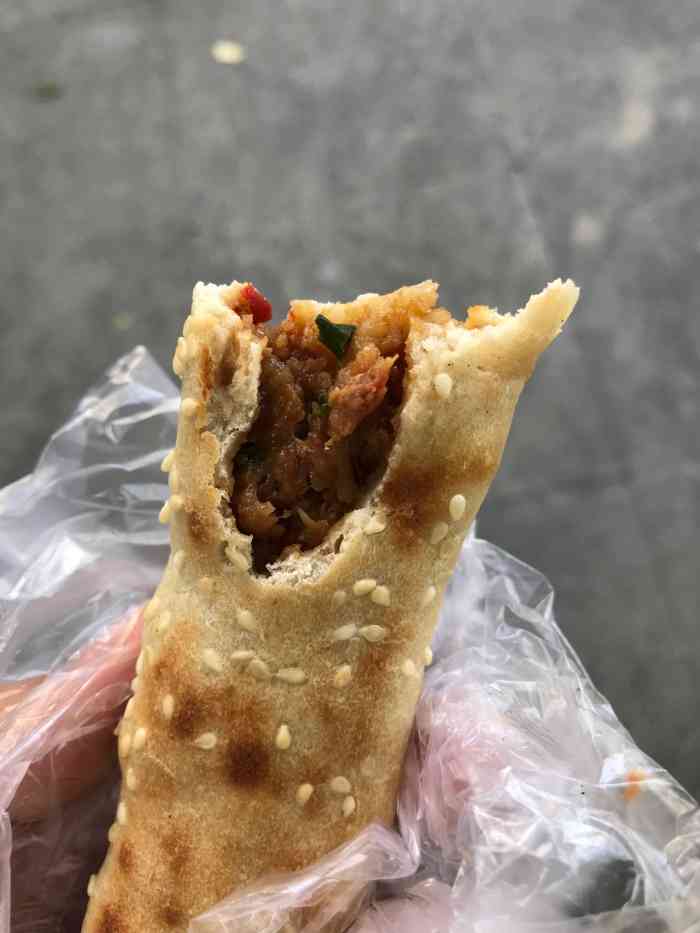 府山豆腐花 衢州搁袋饼-"衢州特色早餐,连续两天早起去吃.店面小小.