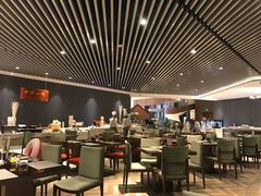 大堂-筠咖啡西餐厅(上海国展宝龙丽筠酒店)