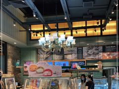 面包甜点陈列柜-东哥面包(江宁大润发店)