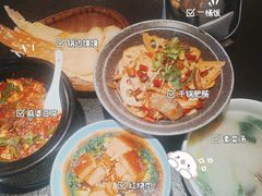 -万重锦·人文川菜馆(骡马市店)