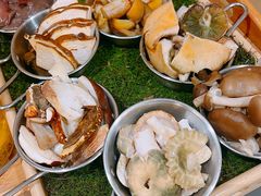 -一朵菌·野生菌探索家火锅(南亚店)