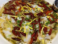 -江渔儿酸菜鱼专门店(明珠广场店)