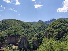-爱情山风景区