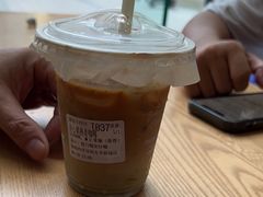 开心果燕麦拿铁-咖咖西里咖啡店(汇海广场店)