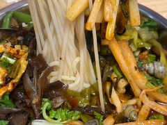 -柳州肥姨妈大骨螺蛳粉(万达中心店)
