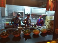 -老湖南民间菜·牛肉十八炒(花都店)