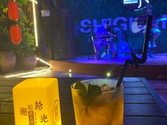 -拾光音乐餐酒吧(告庄星光夜市店)