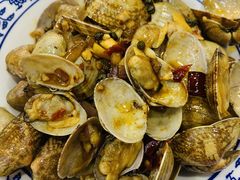 -江城燕子大排档(江汉路步行街店)