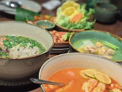 -拾光音乐餐酒吧(告庄星光夜市店)