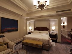 -广州富力丽思卡尔顿酒店