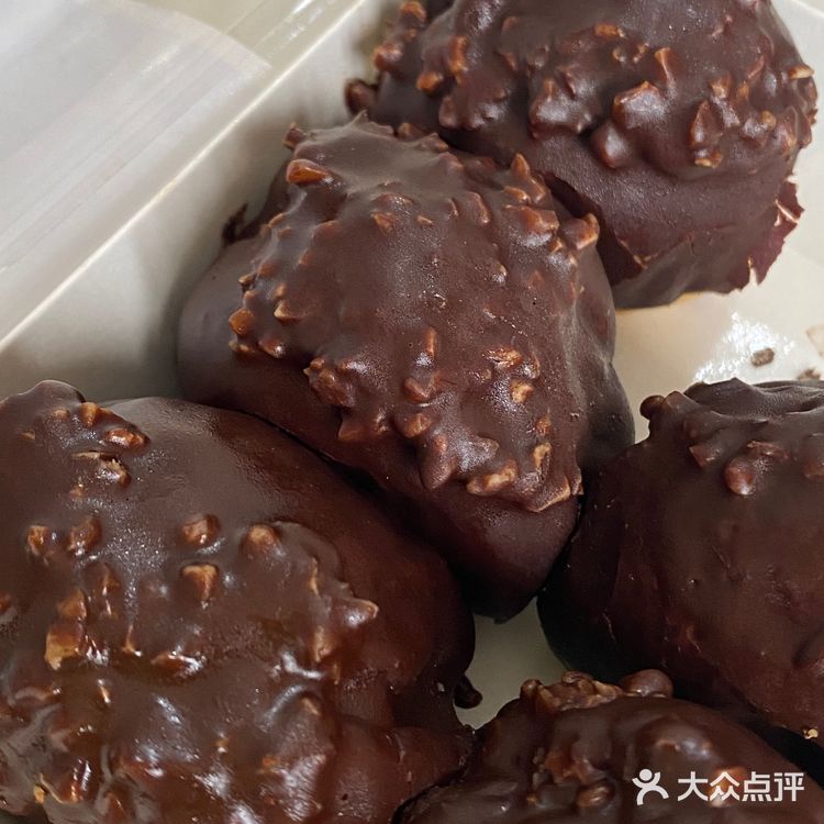 巧克力控🍫盒马蛋糕‼️纯黑巧梦龙蛋糕，哭了