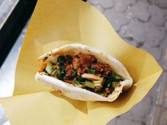 -曾笼笼牛肉饼