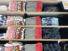 -优衣库(青岛伟东乐客城店)