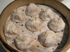 鲜肉小笼-沈大成(南京东路店)