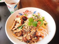 -大头虾越式风味餐厅(光明广场店)