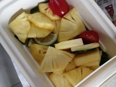 青柠檬拌鲜菠萝-云海肴云南菜·蒸汽石锅鱼(北京良乡华冠店)