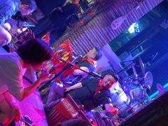 -江湖酒吧(老外滩店)