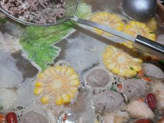 -潮汕三宝鲜牛肉火锅