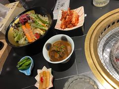 -山川小町·极番烧肉(新地假日广场店)