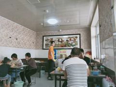 用餐区-清真喜兰老丁羊汤特色小吃