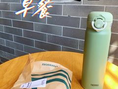 -星巴克臻选(北京前门大街店)