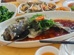 -鹏城人家海鲜酒家·23年老字号(较场尾店)