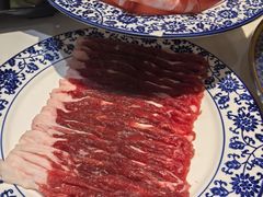 大刀现切鲜羊磨裆儿-一只羊·铜锅涮羊肉烧烤