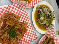 -覃记海鲜美食餐厅