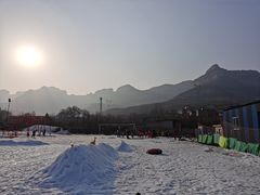 -济南卧虎山滑雪场