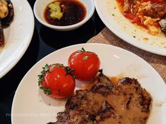 -圣丰索菲特·2 On 988 Café 自助餐厅