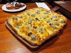 火焰烤饼水果风味-1886德国汽车餐厅(外滩十六铺码头店)