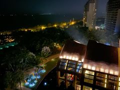 -三亚湾海居铂尔曼度假酒店