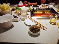 -海底捞火锅鲜切牛肉主题店(长寿路店)