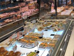面包甜点陈列柜-巴黎贝甜(大宁国际商业广场店)
