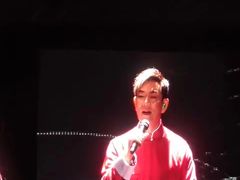 -东方体育中心(地铁站)