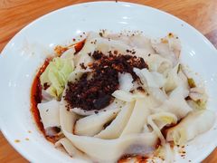牛肉脆臊刀削面-华兴街自力面店