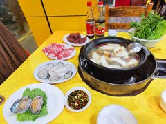 -濠轩阁特色生蚝火锅(水湾路店)